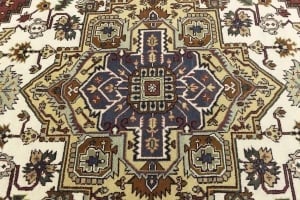 Cream Geometric 9X10 Heriz Serapi Oriental Rug - 10