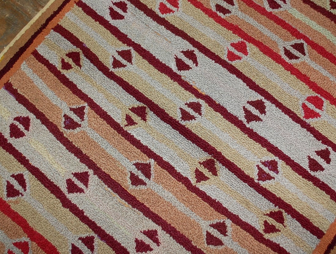 Handmade antique American hooked rug 3,2' x 5,3' ( 97cm x 161cm ) 1890s - 5