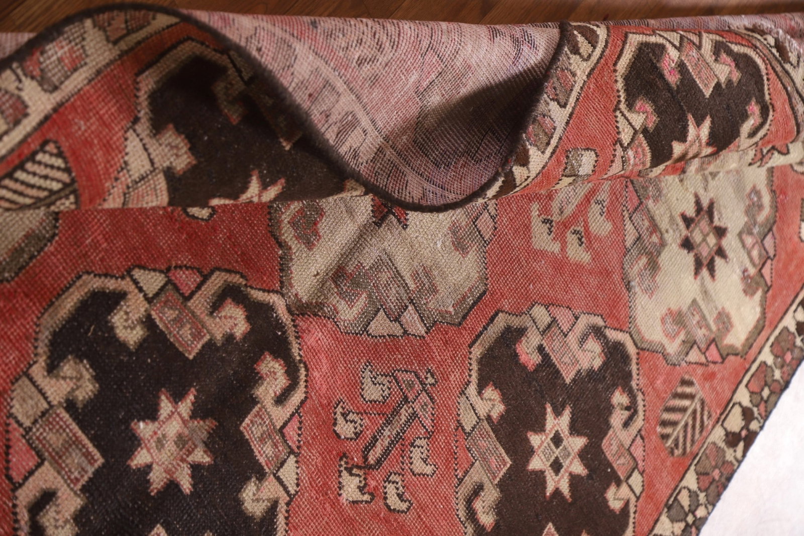 All-Over Geometric Bakhtiari Persian Area Rug 5x9 - 17