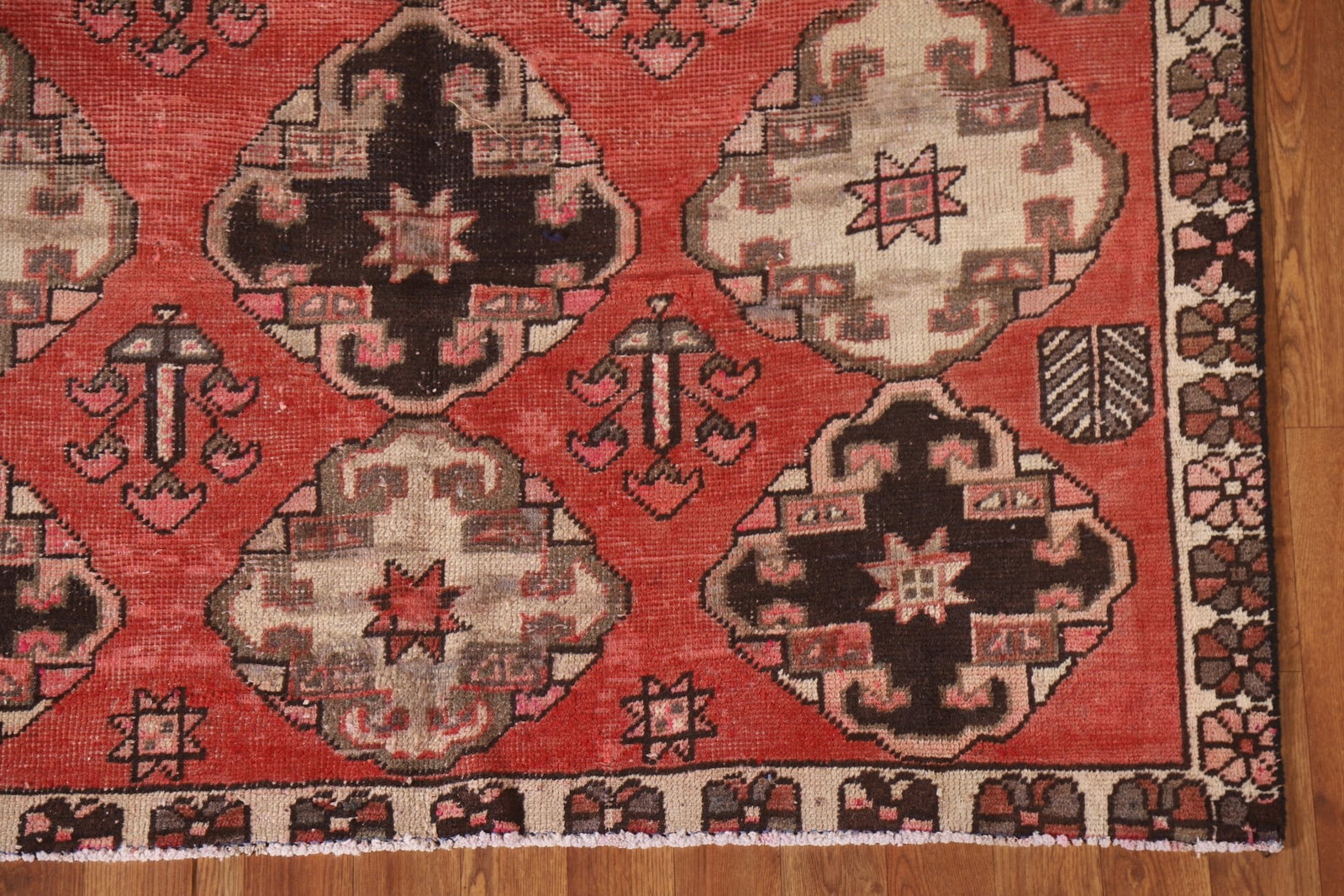 All-Over Geometric Bakhtiari Persian Area Rug 5x9 - 5