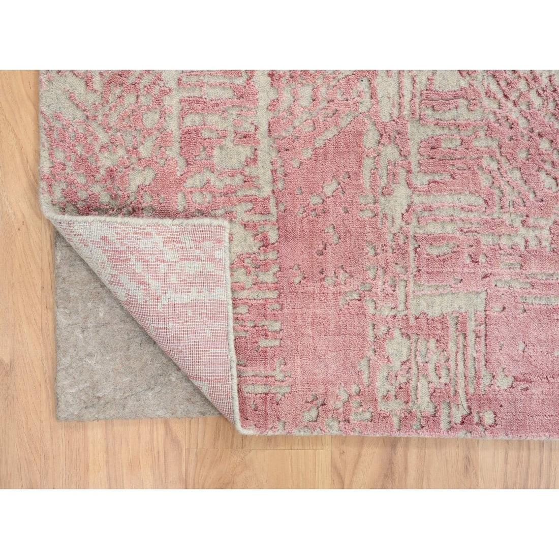 Rose Pink, Jacquard Hand Loomed All Over Design, Wool and Silk, Rug - 4