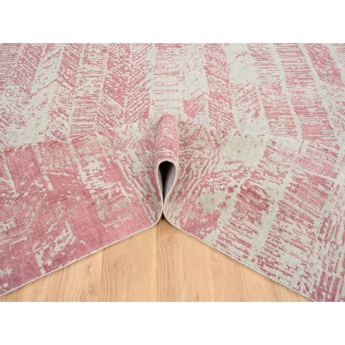 Rose Pink, Jacquard Hand Loomed All Over Design, Wool and Silk, Rug - 5
