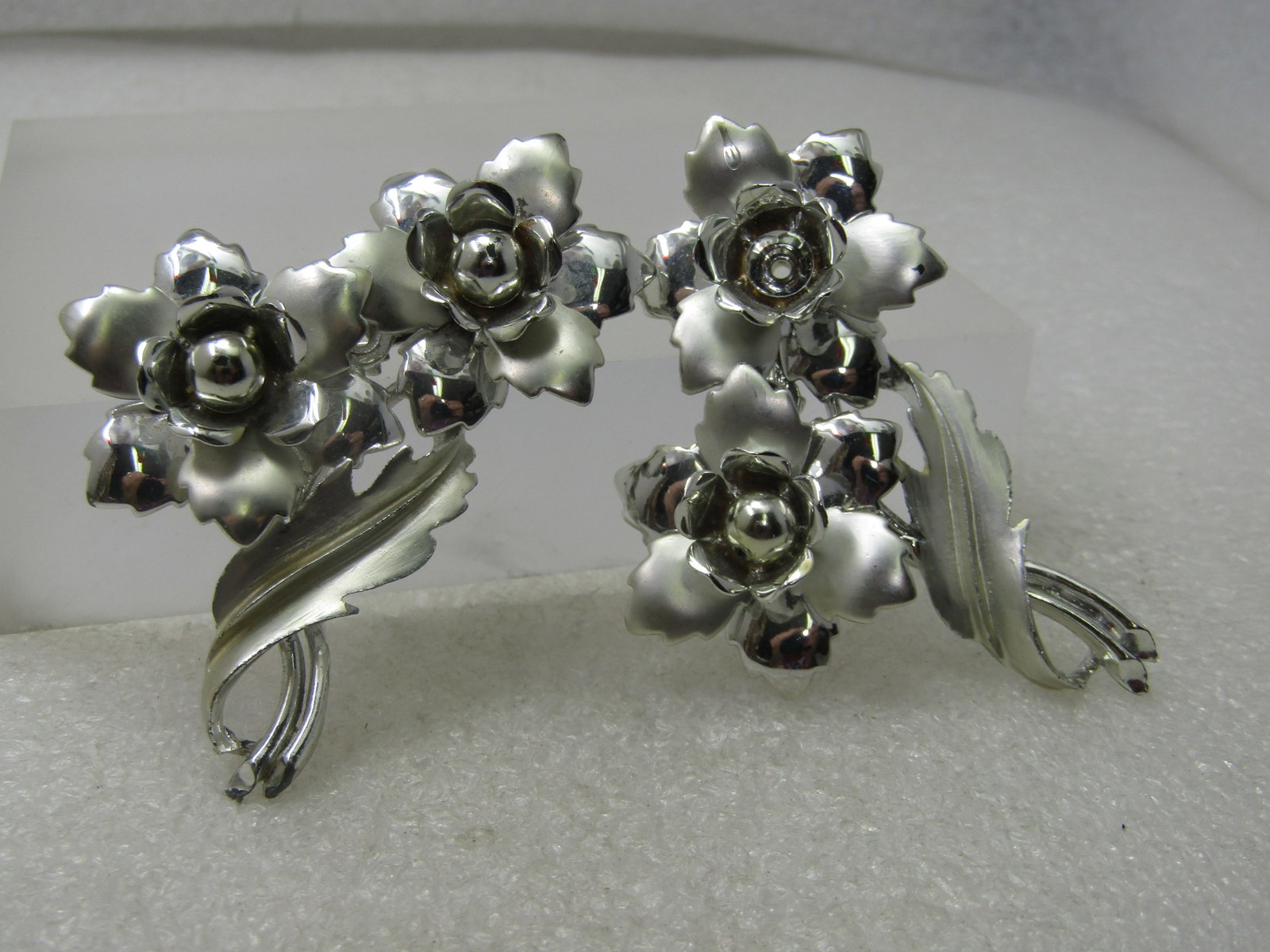 Vintage Pair Double Blossom Floral Stem Brooches, 1960's-1970's - 3