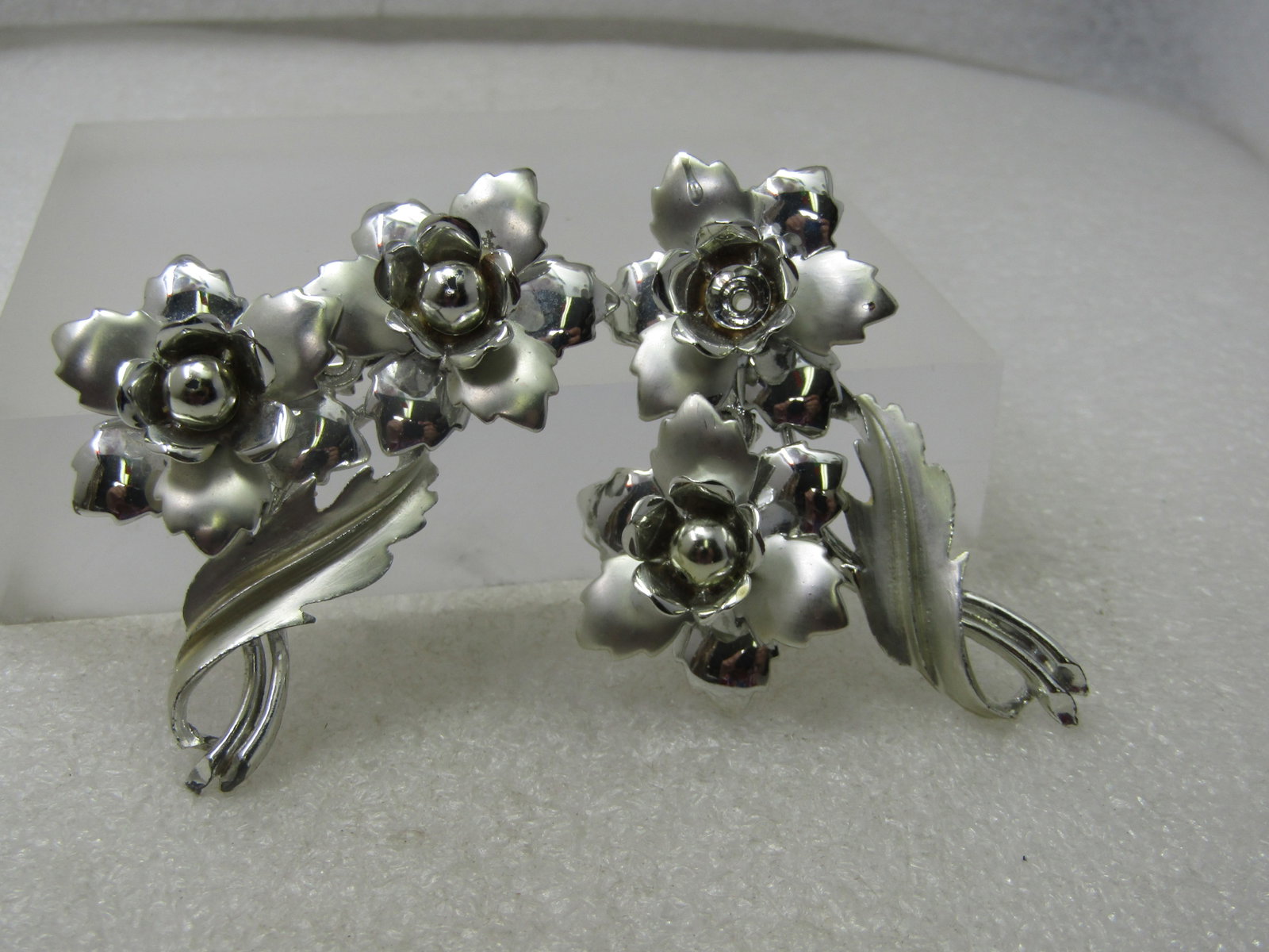 Vintage Pair Double Blossom Floral Stem Brooches, 1960's-1970's - 4