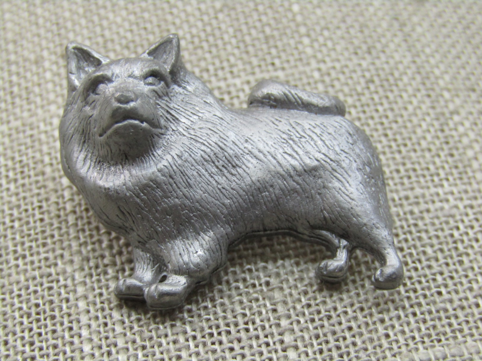 Vintage Pewter Husky/Keeshond Tack Pin/Brooch, 1.25" - 3