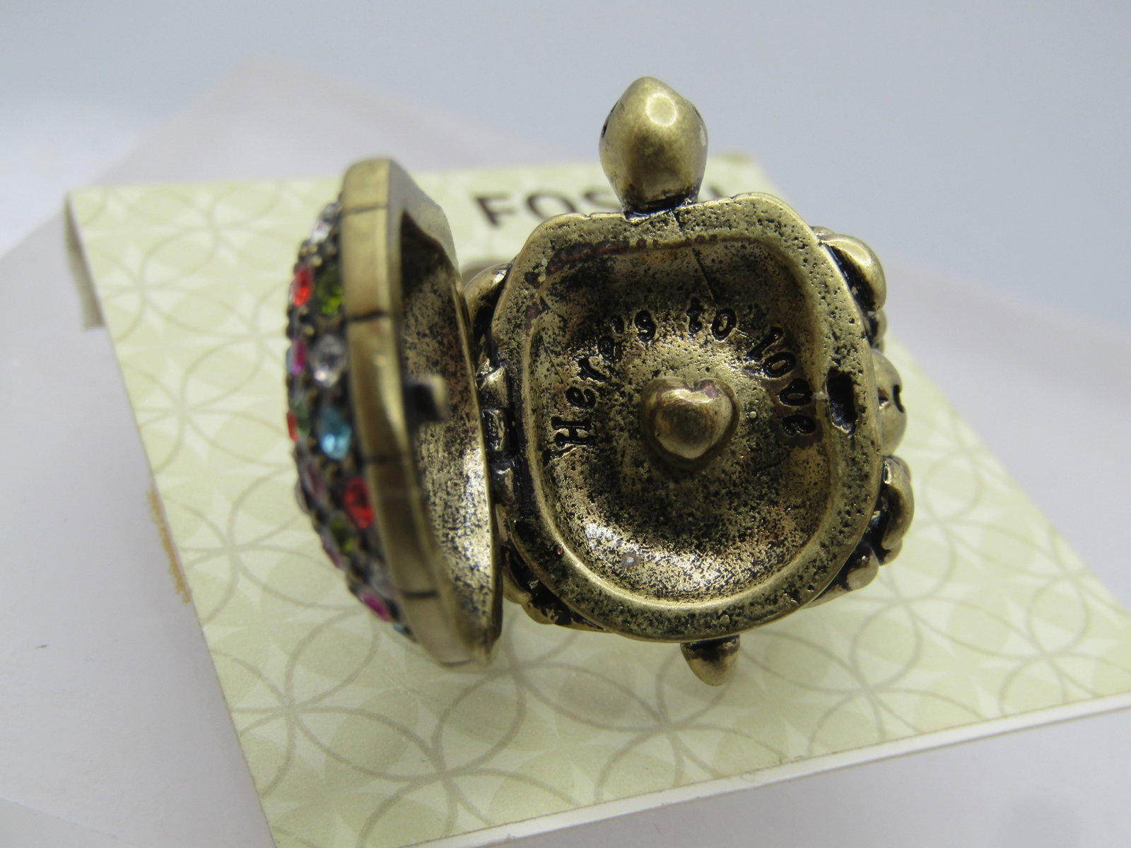 Fossil Rhinestone Turtle Locket Ring , Sz. 7, On Original Card, 1990's - 4