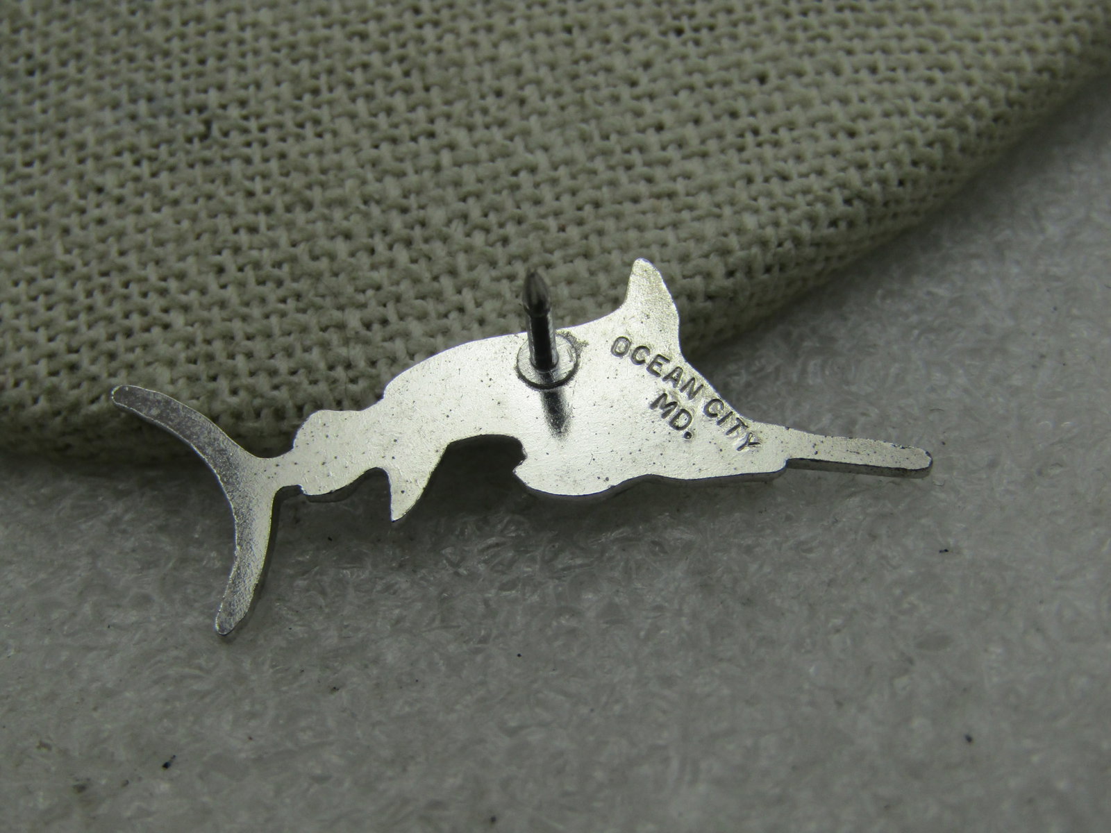 Vintage Enameled Marlin Fish Tack Pin, Ocean City, MD Souvenir - 4