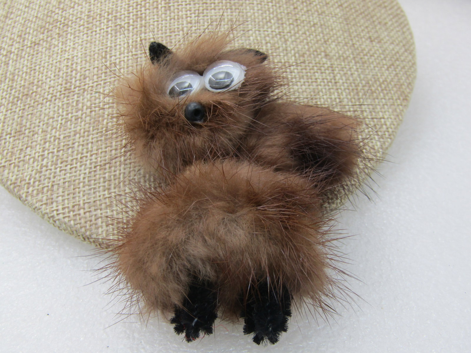Vintage Brown Mink Cat Brooch, Mid-Century, 3" by 2", Gold Collar - 3