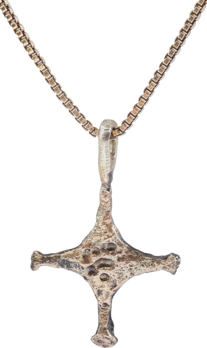 NORTHERN EUROPEAN CONVERT?S CROSS NECKLACE, 9th-10th CENTURY - 2