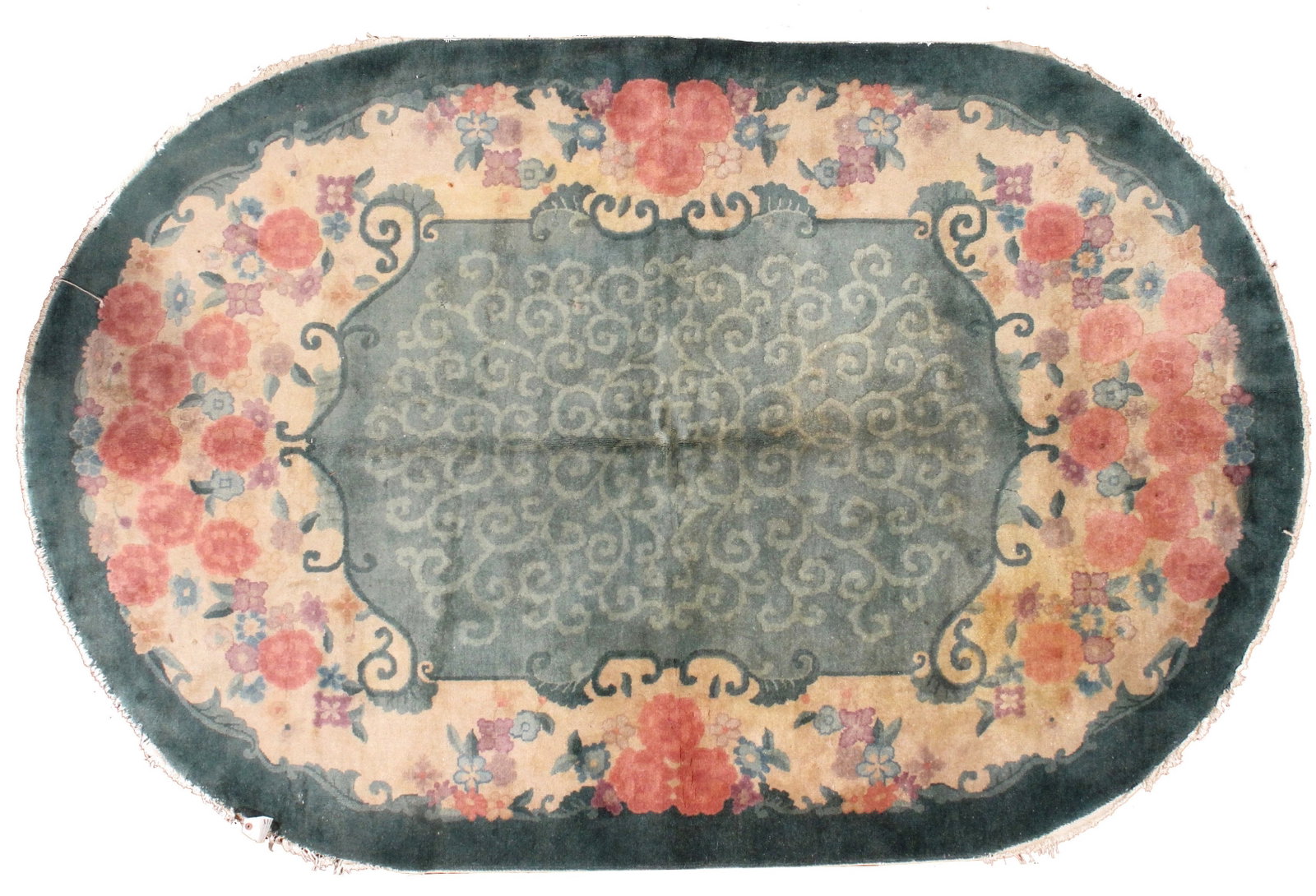 Handmade antique Art Deco Chinese rug 5' x 7.10' ( 152cm x 242cm ) 1920s: Title: Handmade antique Art Deco Chinese rug 5' x 7.10' ( 152cm x 242cm ) 1920s Origin:China Dimensions: 5' x 7.10' ( 152cm x 242cm ) Materials:wool Year:1920s Description:Oval Art Deco Chinese rug