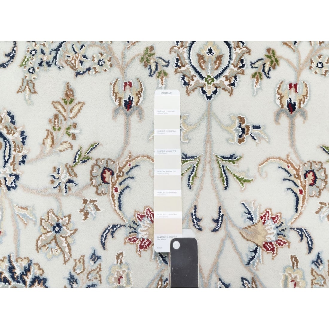 Natural White, Hand Knotted, Nain Design, 250 KPSI, Wool and Silk Rug - 7