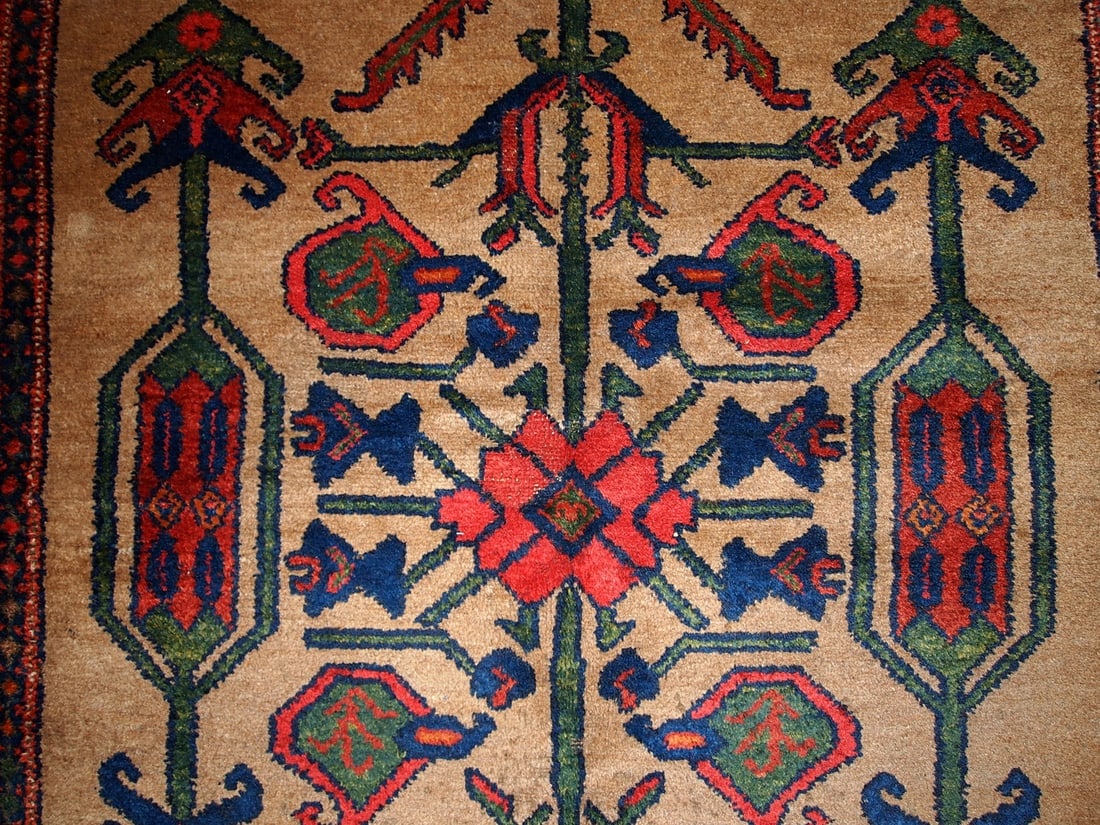 Handmade antique Persian Kurdish rug 4' x 6' ( 122cm x 183cm ) 1900s - 4