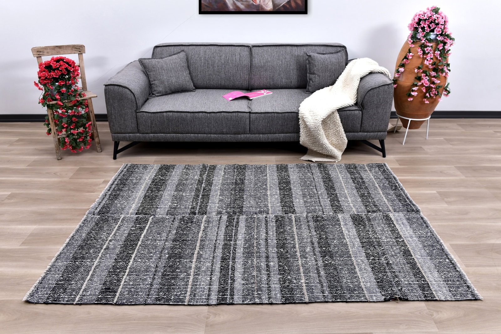 4'9'' x 6'11'' Turkish Handmade Kilim Rug - 241035: Title: 4'9'' x 6'11'' Turkish Handmade Kilim Rug - 241035 Description:4'9'' x 6'11'' Turkish Handmade Kilim Rug - 241035 Origin:Turkiye Date/Period:1960-90 Materials:Wool,Cotton Dimension:4'9''x6'11''