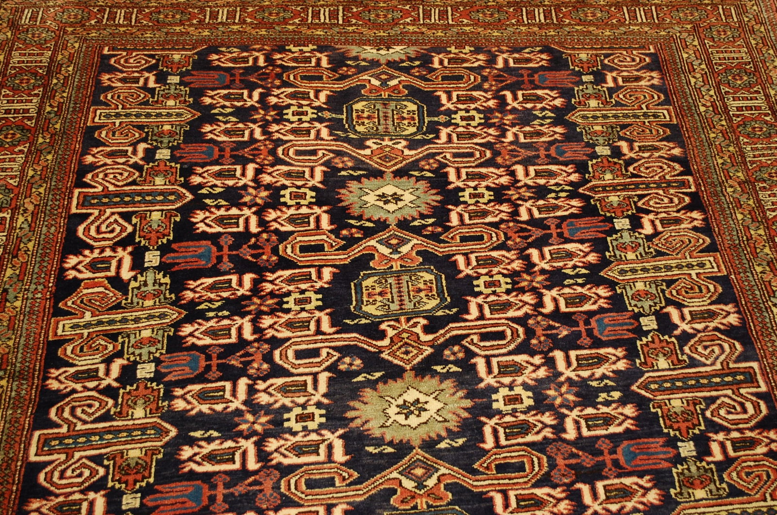 CAUCASIAN SHIRVAN RUG 5.5x8.10 - 11
