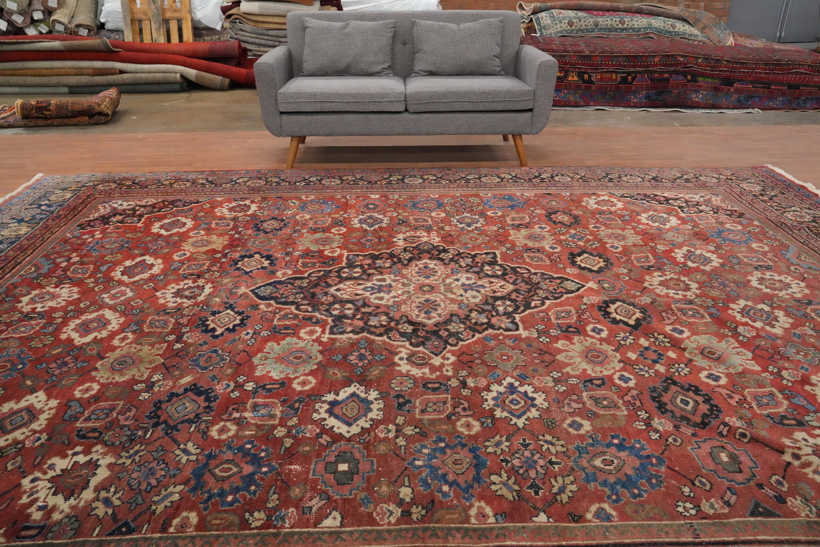 Pre-1900 Vegetable Dye Sultanabad Persian Large Rug 11x14: Title: Pre-1900 Vegetable Dye Sultanabad Persian Large Rug 11x14 Description:A Beautiful Genuine Iran ( Persia ) Sultanabad rug is Hand Knotted by skillful weavers in Iran ( Persia ) with