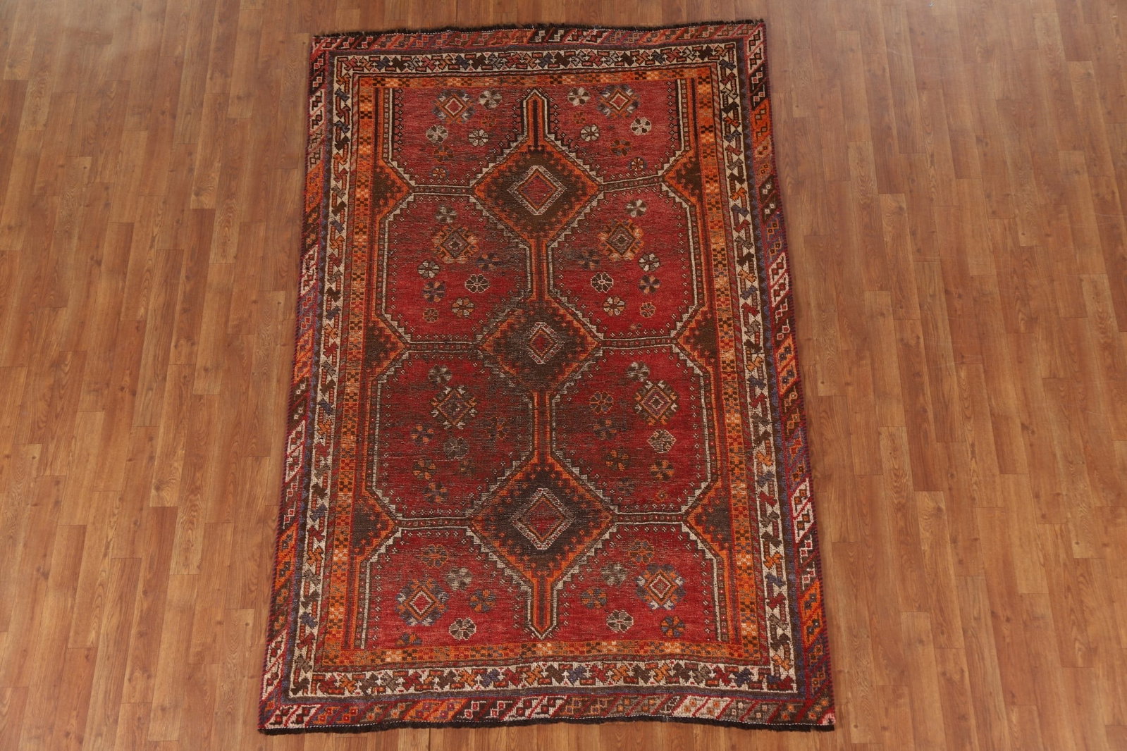 Pre-1900 Vegetable Dye Qashqai Persian Area Rug 5x8: Title: Pre-1900 Vegetable Dye Qashqai Persian Area Rug 5x8 Description:A Beautiful Genuine Iran ( Persia ) Qashqai rug is Hand Knotted by skillful weavers in Iran ( Persia ) with