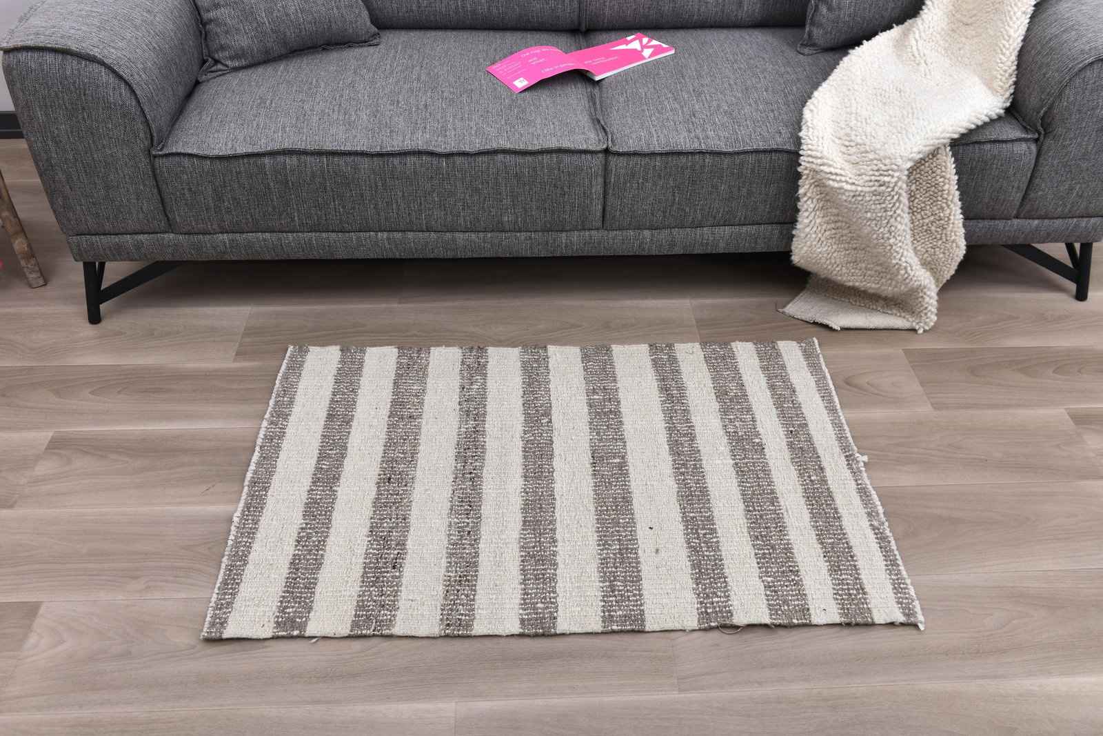 2'3'' x 3'8'' Turkish Handmade Kilim Rug - 240967: Title: 2'3'' x 3'8'' Turkish Handmade Kilim Rug - 240967 Description:2'3'' x 3'8'' Turkish Handmade Kilim Rug - 240967 Origin:Turkiye Date/Period:1960-90 Materials:Wool,Cotton Dimension:2'3''x3'8'' ft