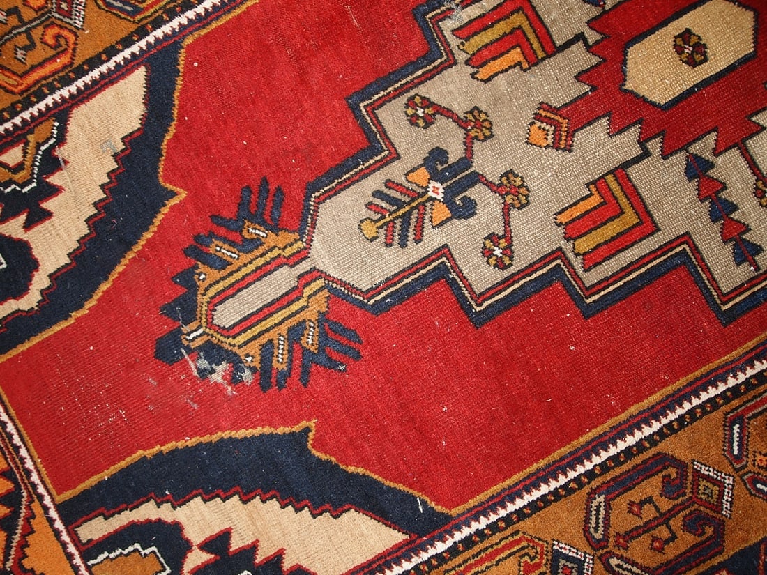 Handmade antique Turkish Anatolian rug 4' x 8.8' (122cm x 269cm) 1920s - 8