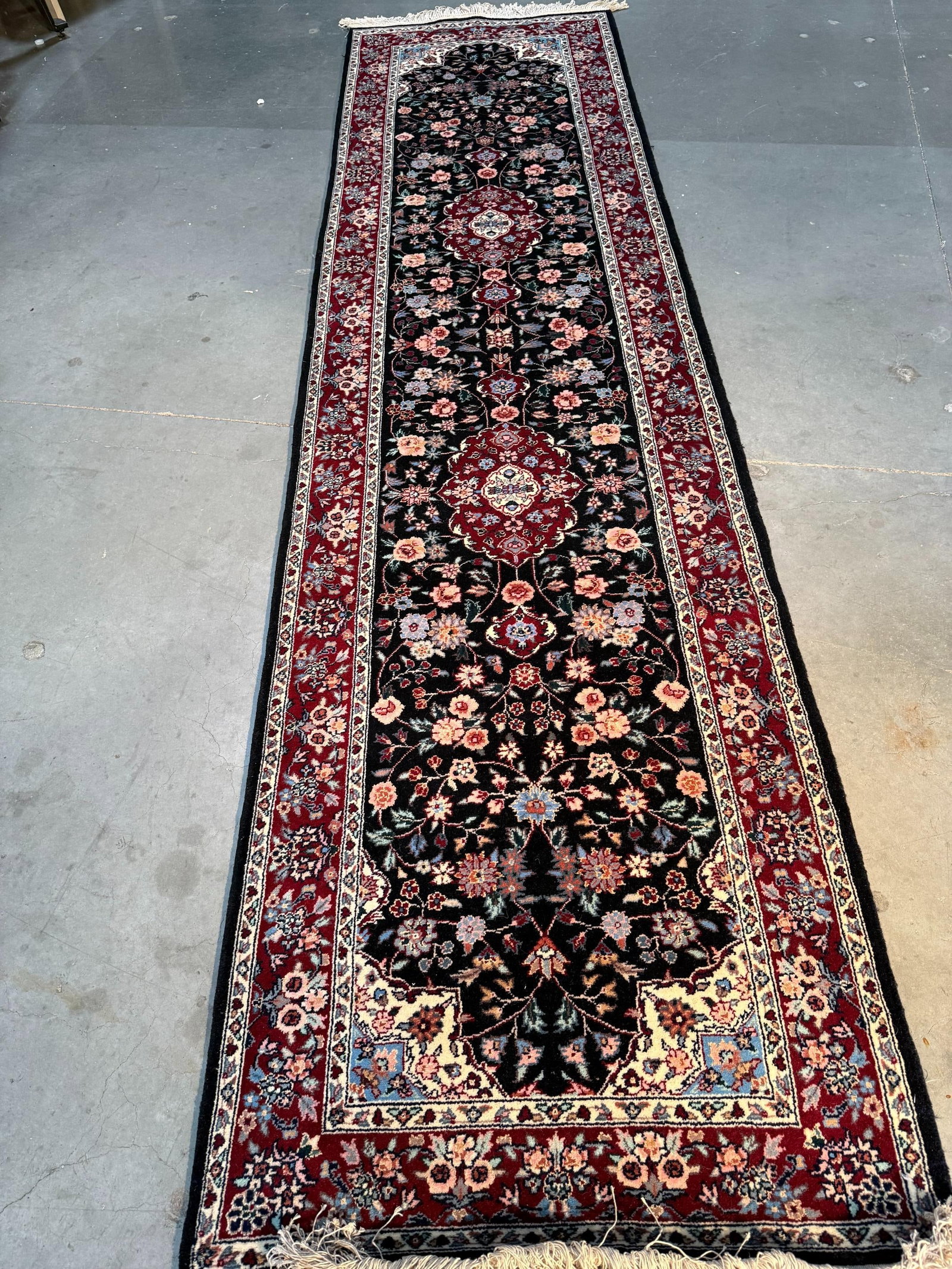 Fine Silk&Wool Tabriz Runner 2.6x10' (1 of 9)