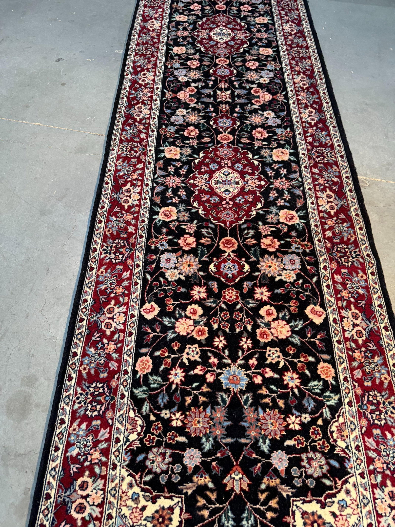 Fine Silk&Wool Tabriz Runner 2.6x10' - 2