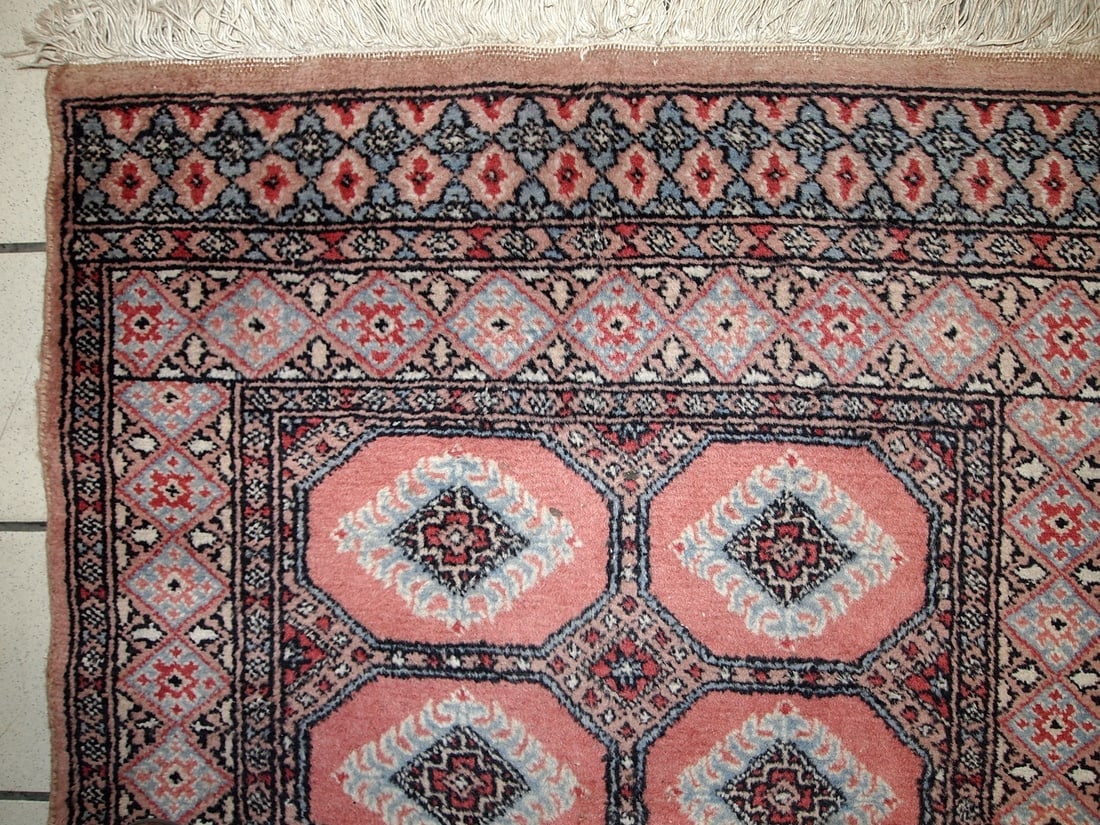 Handmade vintage Uzbek Bukhara rug 2.6' x 3.8' (81cm x 118cm) 1960s - 2
