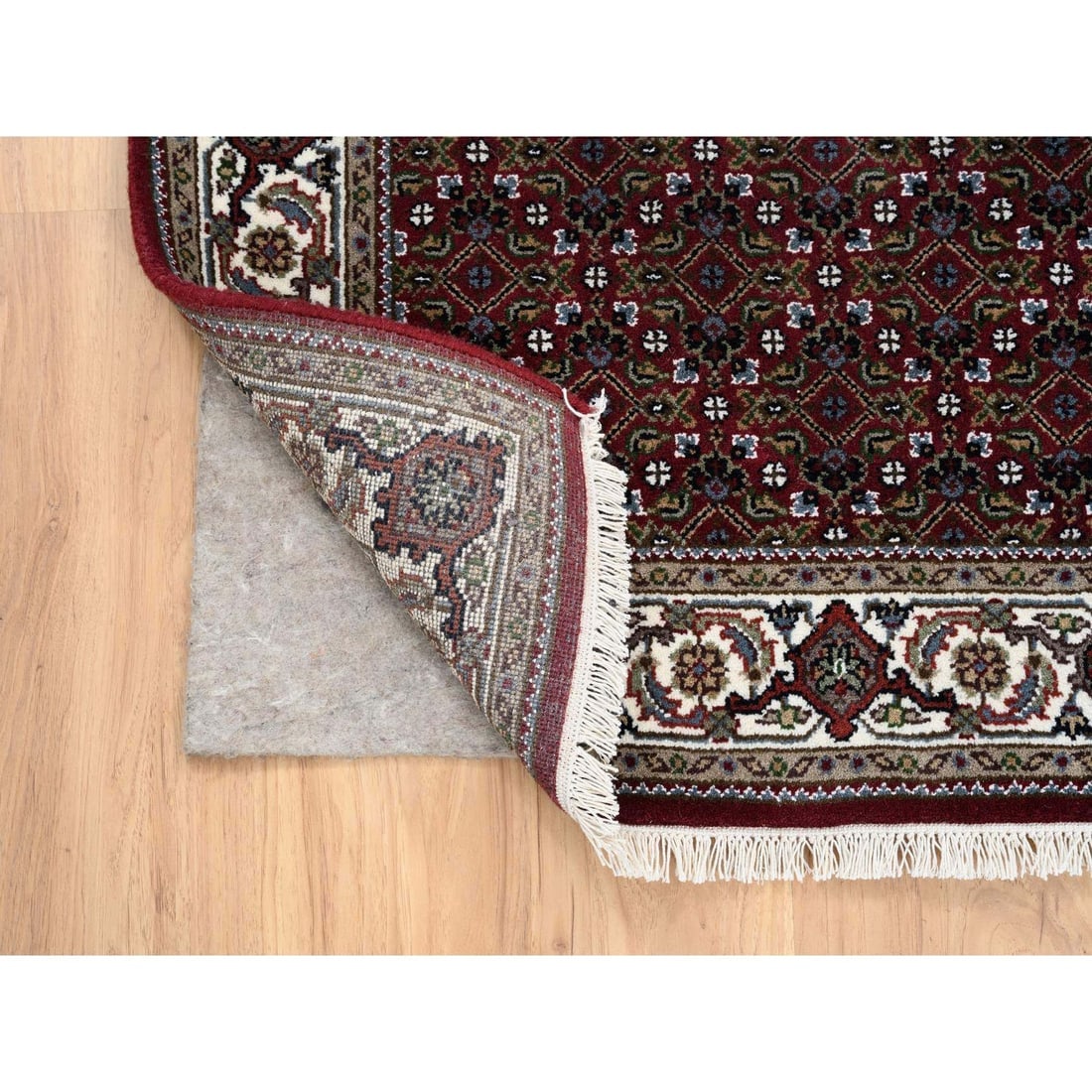 Red Herati Hand Knotted Wool & Silk 175 KPSI Oriental Rug - 3