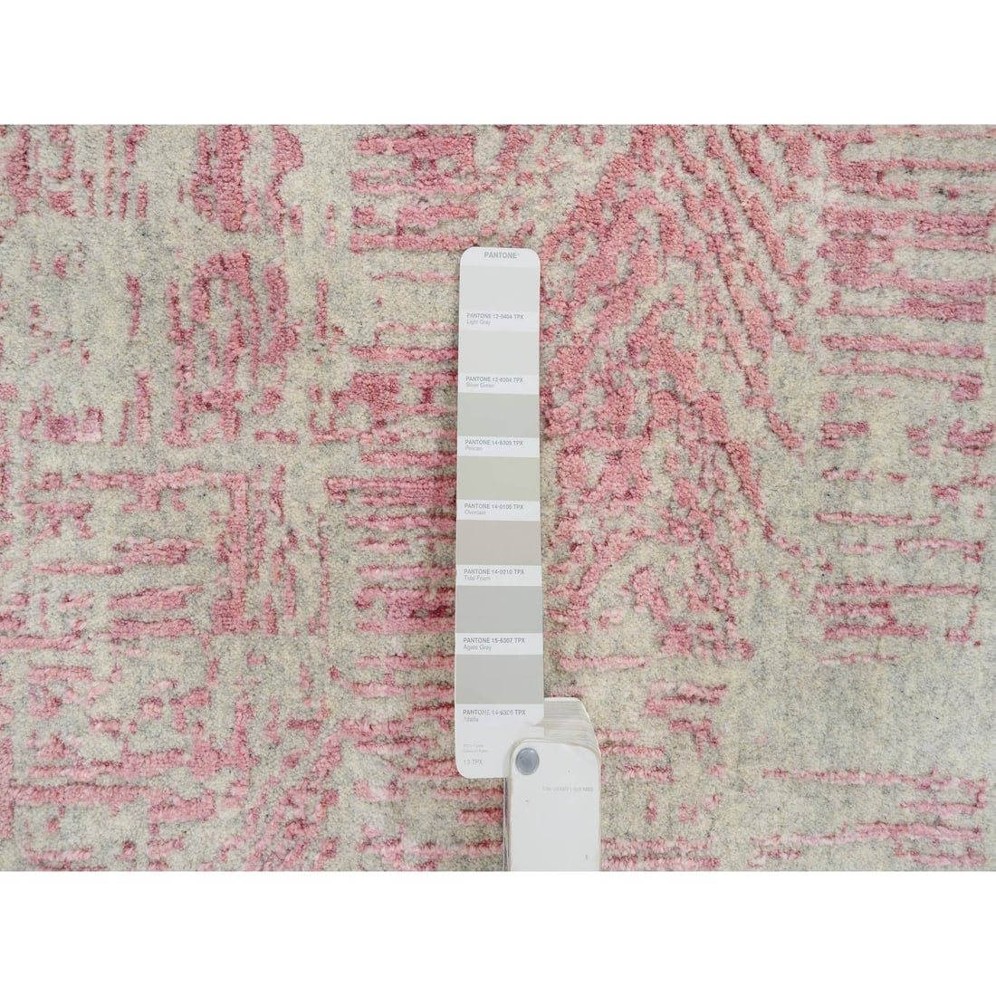 Rose Pink, Wool and Art Silk Jacquard Hand Loomed, Runner Rug - 4