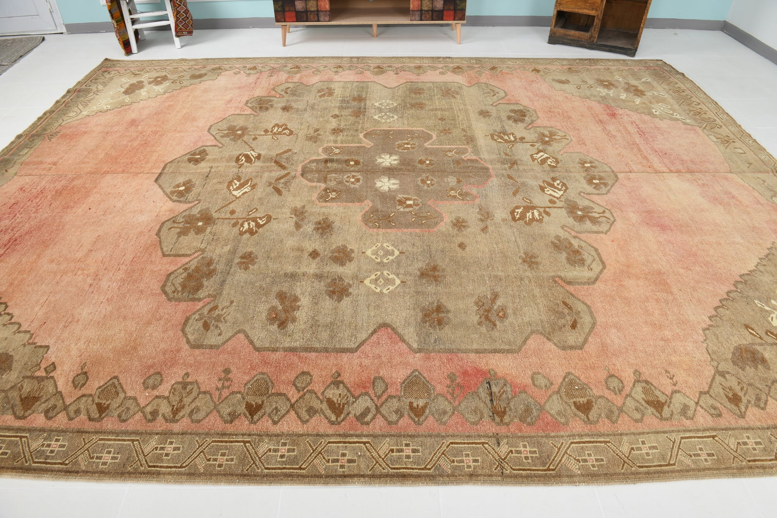 10'4'' x 13'4'' Unique Handmade Vintage Rug - 6370 - 3