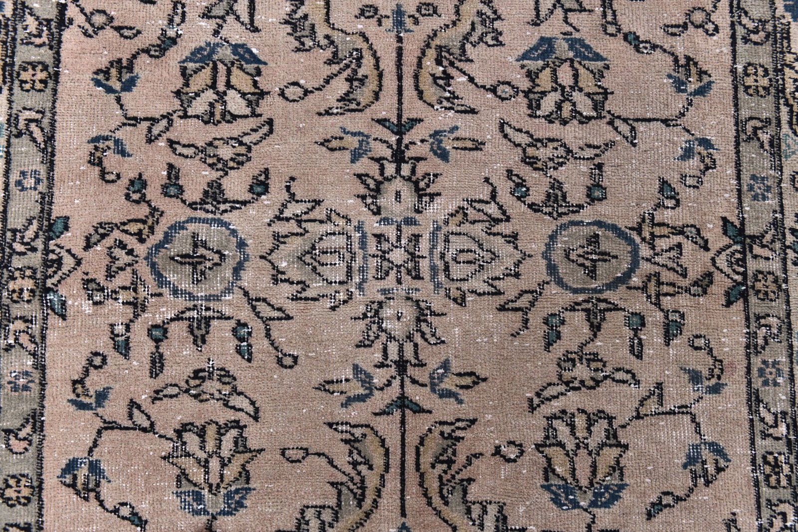 3'8'' x 6'7'' Decorative Vintage Rug - 244753 - 5