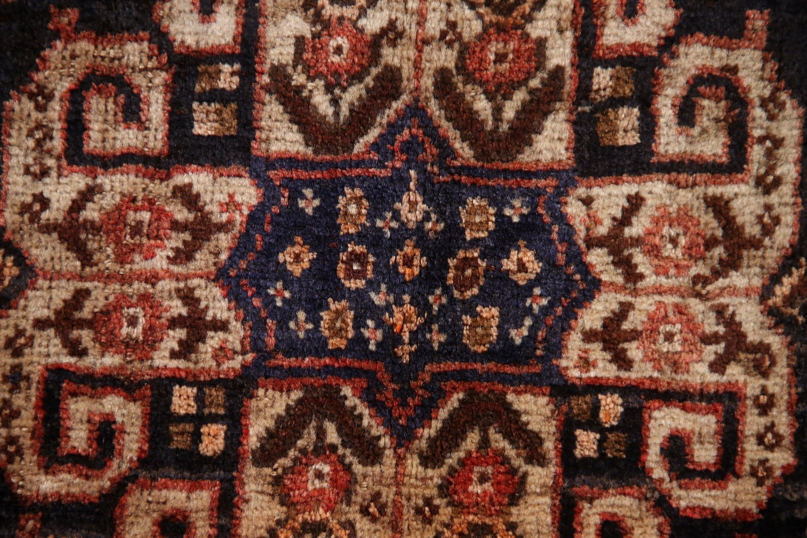 Antique Qashqai Persian Area Rug 5x8 - 7