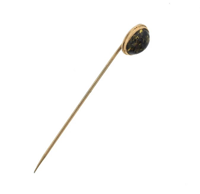 C.1930 14K 9K YELLOW GOLD NATURAL STONE STICK PIN: Title: C.1930 14K 9K YELLOW GOLD NATURAL STONE STICK PIN Description: N-JTO CHIC C. 1930 UNIQUE 14K GOLD NATURAL STONE STICK PIN TOP PART IS 14K THE STICK IS 9K Measures 2 7/16'' X 3/8'' Weight - 1.7
