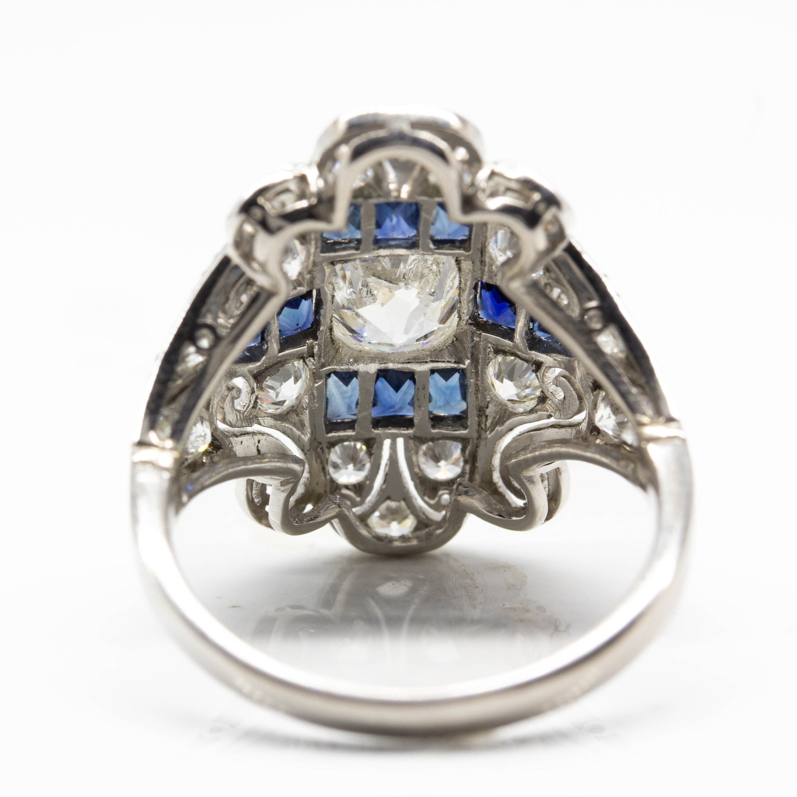 Art Deco Platinum Old Mine Cut Diamond and French cut Sapphire Ring - 3