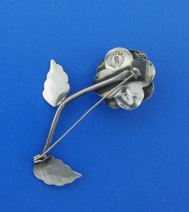 TAXCO SILVER FLOWER PIN BROOCH STAMPED C.1950 VINTAGE ROSE FLOWER - 3