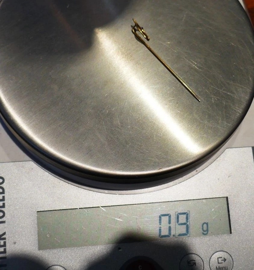 Antique 10k Yellow Gold Aquamarine Wishbone Pin - 7