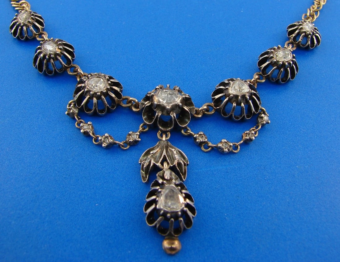 Victorian 18k Yellow Gold Enamel Rose Cut Diamond and Silver Flower Necklace - 2