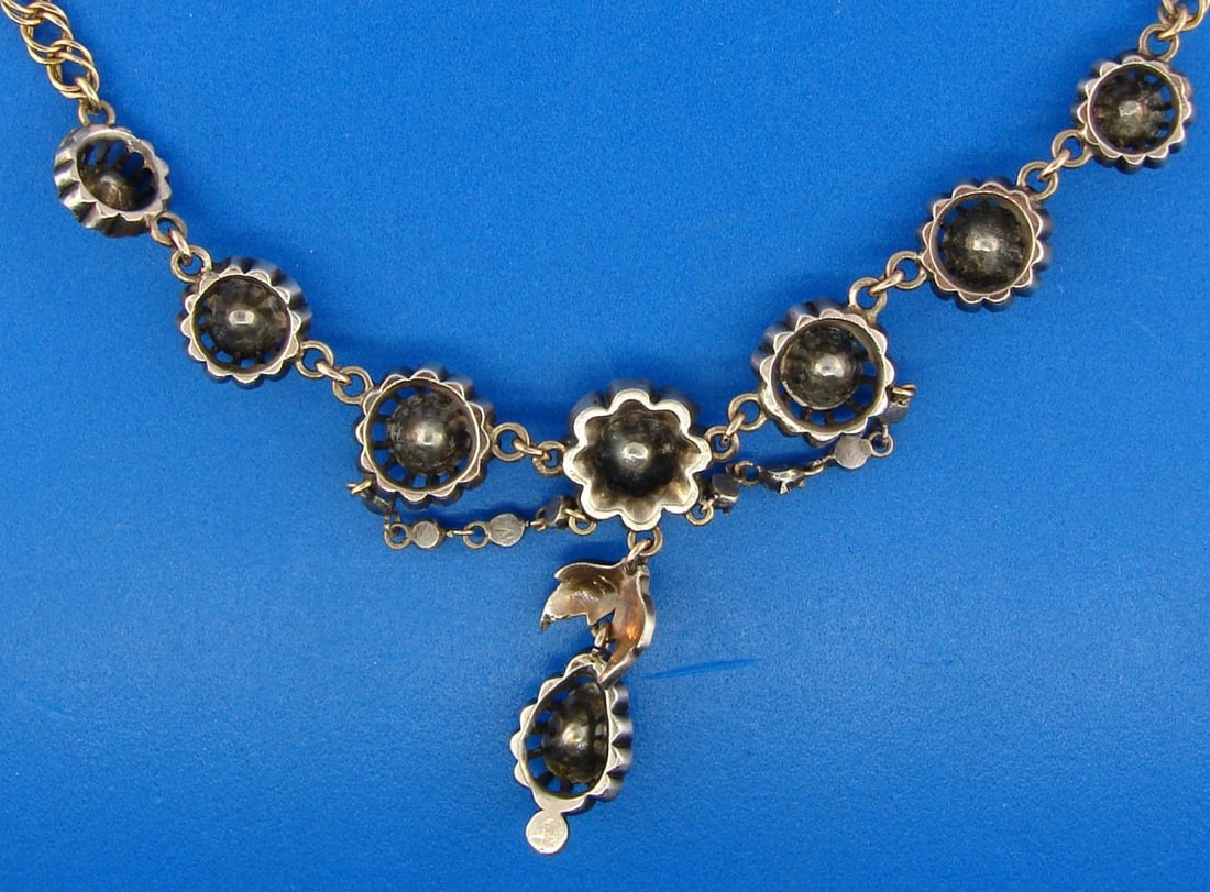 Victorian 18k Yellow Gold Enamel Rose Cut Diamond and Silver Flower Necklace - 5
