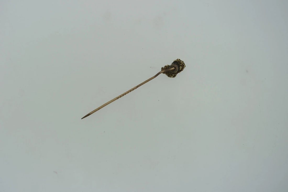 C.1930 GOLD NUGGET 10K YELLOW GOLD STICK PIN - 3