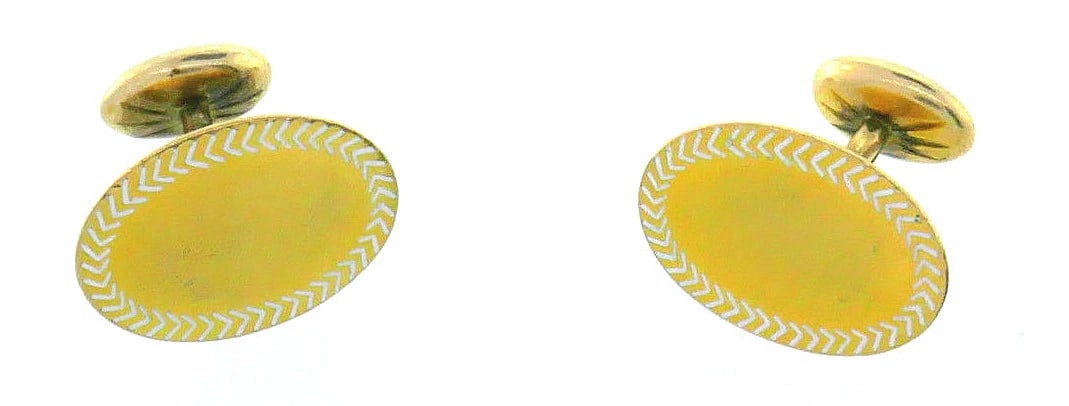 Victorian 10k Yellow Gold and White Geometric Enamel Oval Cufflinks: Title: Victorian 10k Yellow Gold and White Geometric Enamel Oval Cufflinks Description: AK U00 Victorian 10k Yellow Gold and White Geometric Enamel Oval Cufflinks · Wonderful cufflinks that is a