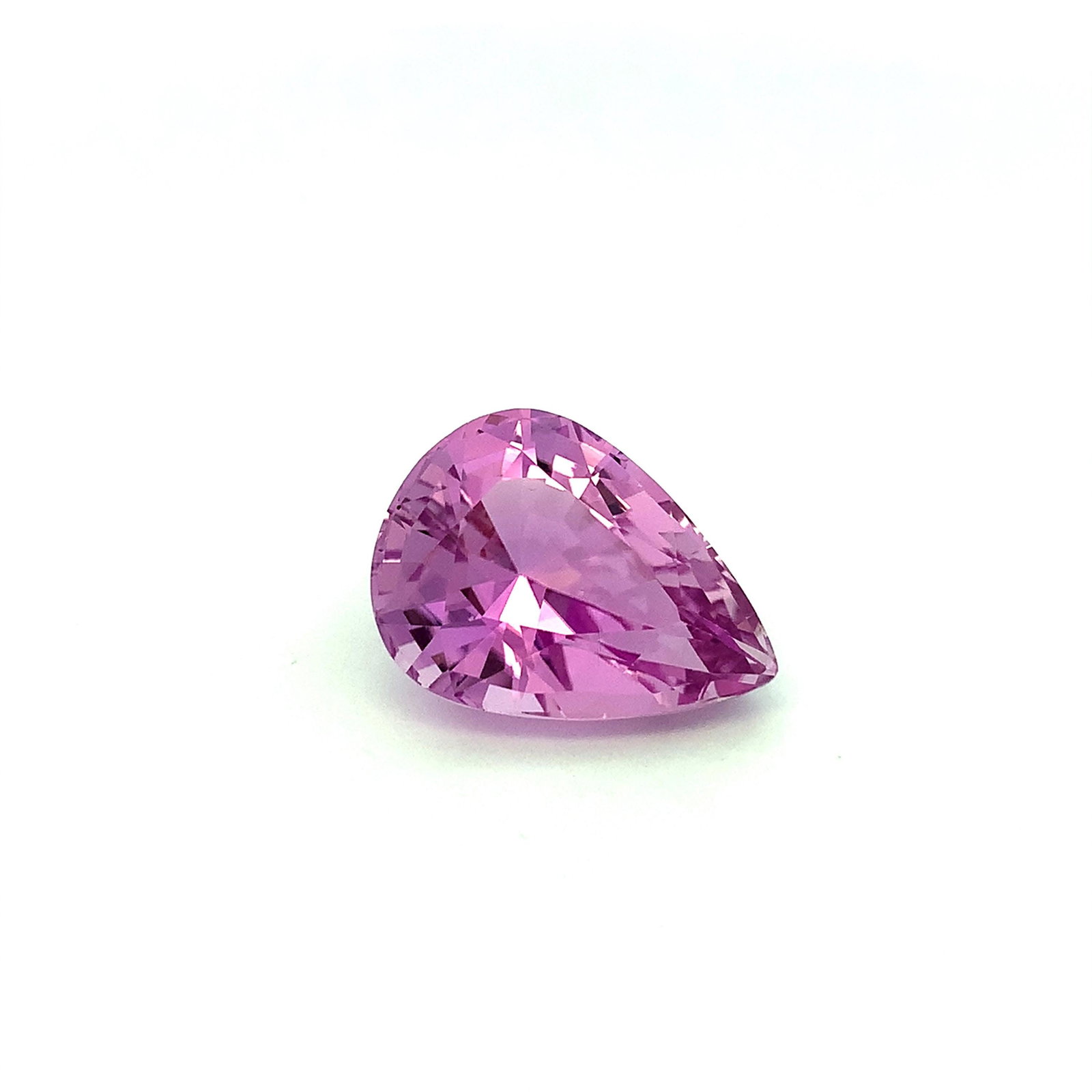Deep Pink Natural Kunzite Gem From Afghanistan, Pear Cut Necklace Stone, 41 Carat: Supplies for making crafts Materials: Gemstone: Kunzite Carat weight: 41 Discover the captivating beauty of our Deep Pink Kunzite Gemstone. This Pink Kunzite Loose Gemstone features an exquisite Pear