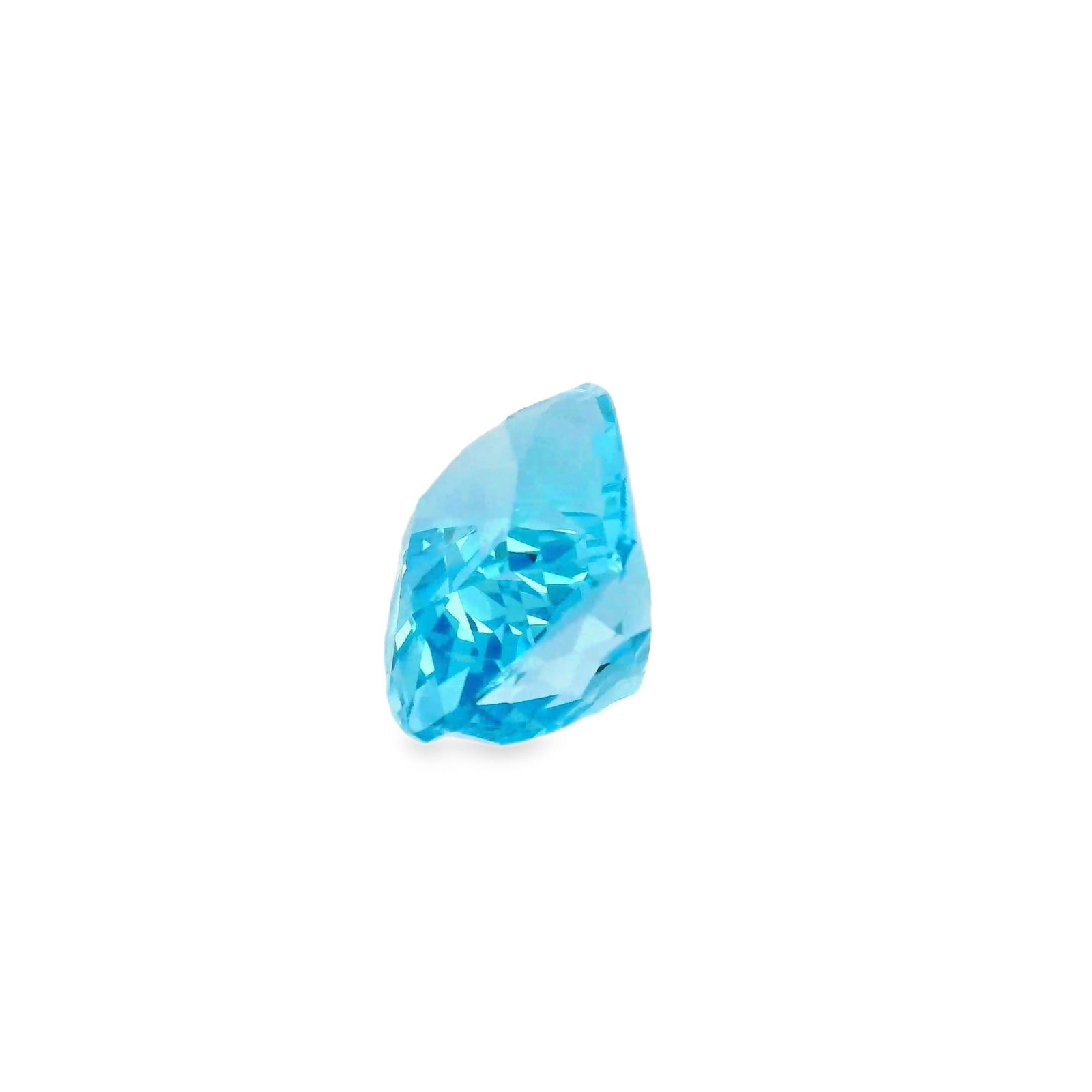 Swiss Blue Topaz Cushion Cut Loose Gemstone For Ring And Jewellery - 22.60 Carat: Supplies for making crafts Materials: Gemstone: Topaz Carat weight: 23.60 Topaz Details: • Weight : 23.60 carat • Dimension : 18*14.2*10.3 mm • Shape : Cushion Cut • Colour :