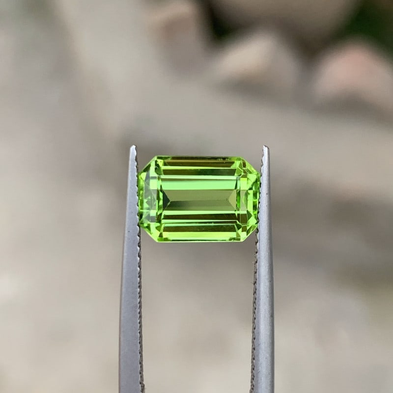 Burma Peridot Gemstone For Ring, Apple Green Peridot Ring Stone, 3.6 CT - 4