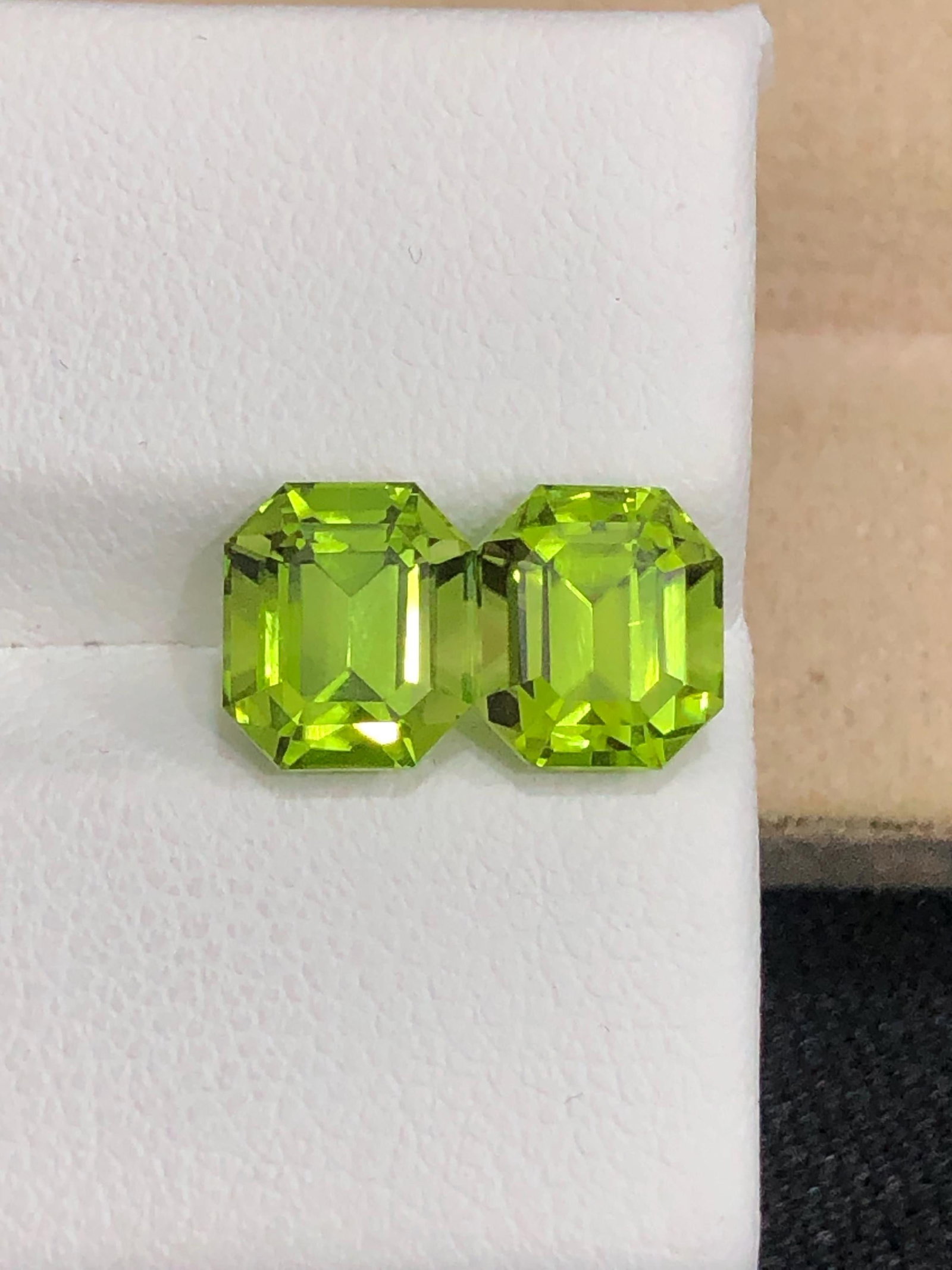 Calibrated Pair Of Natural Peridot Gemstone, Emerald Cut Green Peridot Earrings, 4.15 Carat - 7