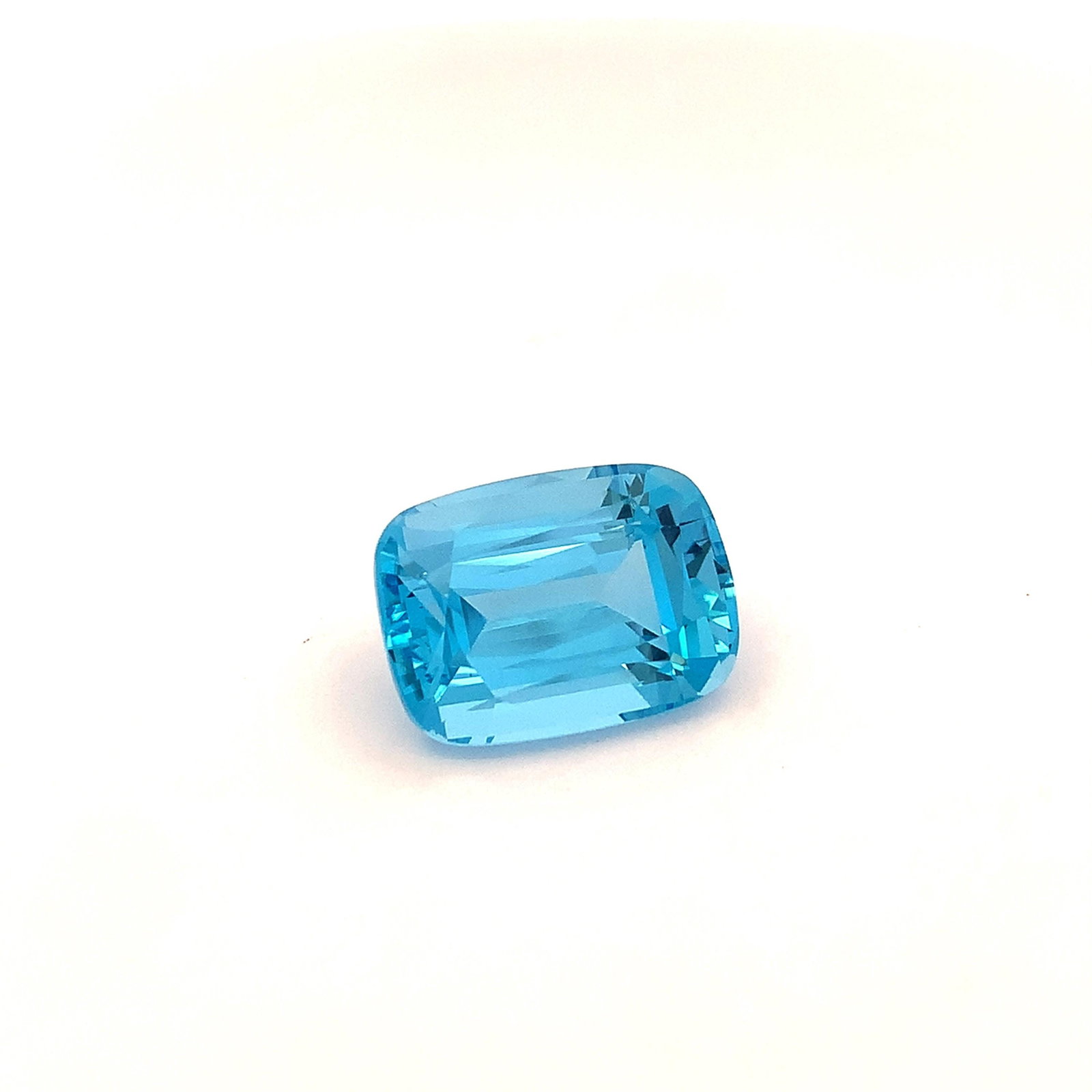 29.35 Carat Swiss Blue Topaz Cushion Cut Loose Gemstone For Ring And Jewellery - 7