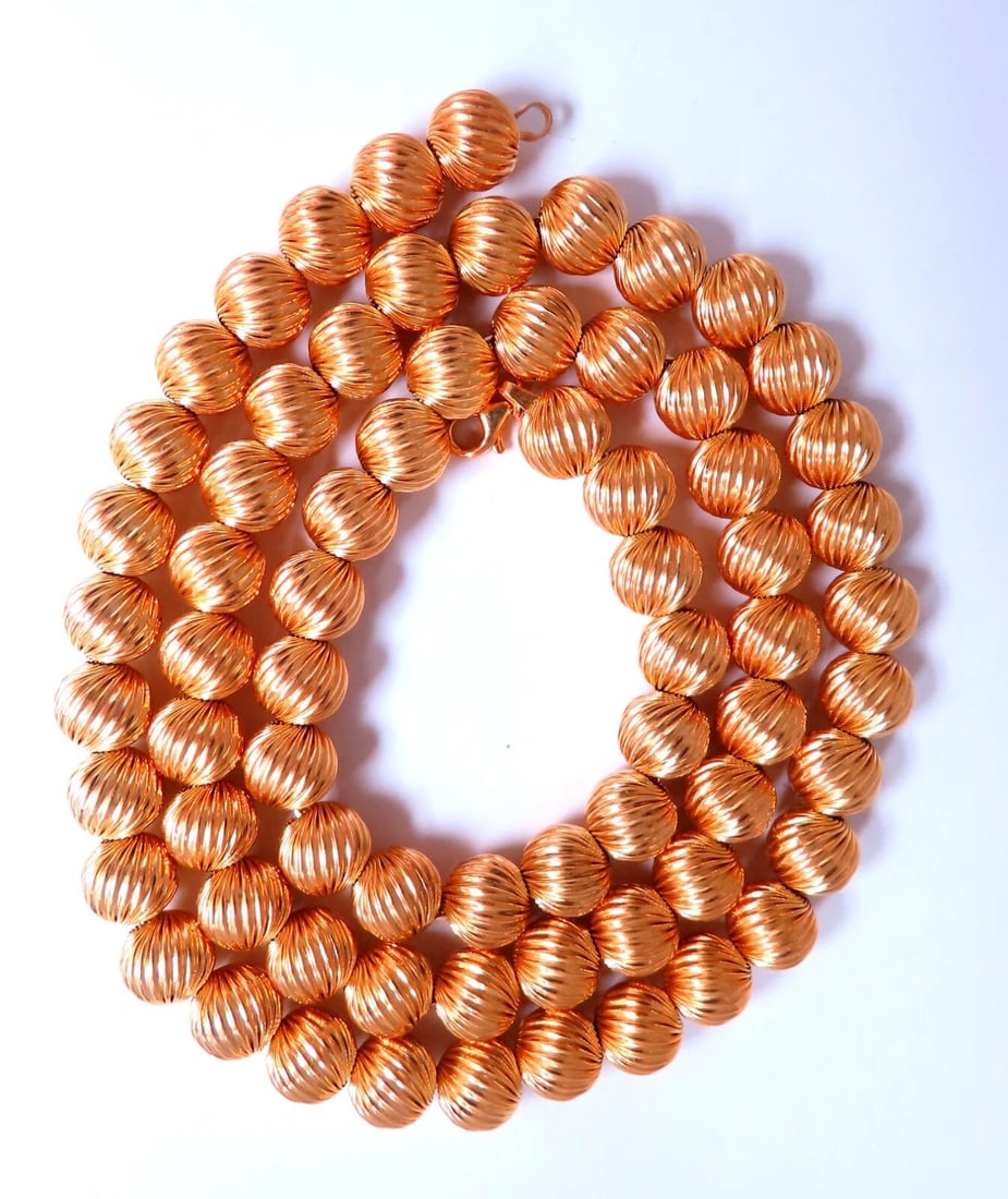 Barley Twist Beads Necklace 14kt 52 Grams 23inch**: Title: Barley Twist Beads Necklace 14kt 52 Grams 23inch** Description: MAGNIFICENT JEWELS Rolling Rings Link Necklace 14kt Yellow Gold Weight: 52 Grams 23 inches length. 8.75-9mm each bead . All