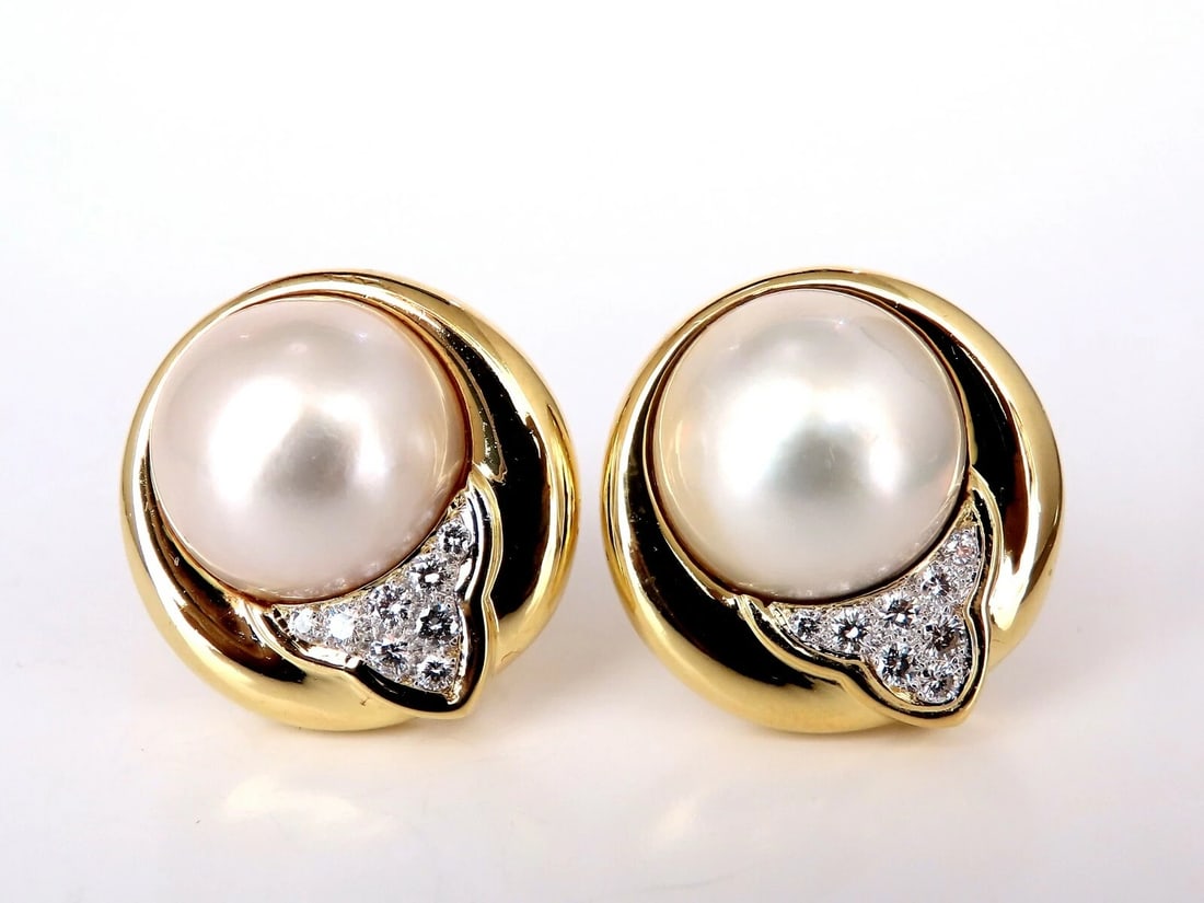 16.4mm Mabe Pearls .80ct Diamonds Clip Earrings 18kt Gold**: Title: 16.4mm Mabe Pearls .80ct Diamonds Clip Earrings 18kt Gold** Description: Retro Royale rope twist mabe Pearl clip earrings. 16.4 mm Pearl Excellent AAA luster and Sheen. .80 carat natural diamon