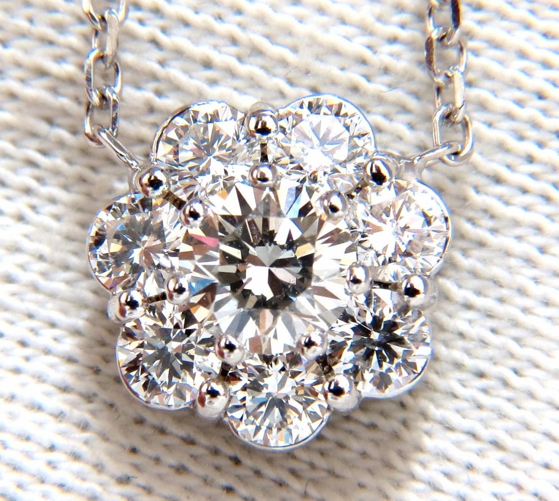 1.52ct diamonds halo cluster necklace 14kt** (1 of 4)
