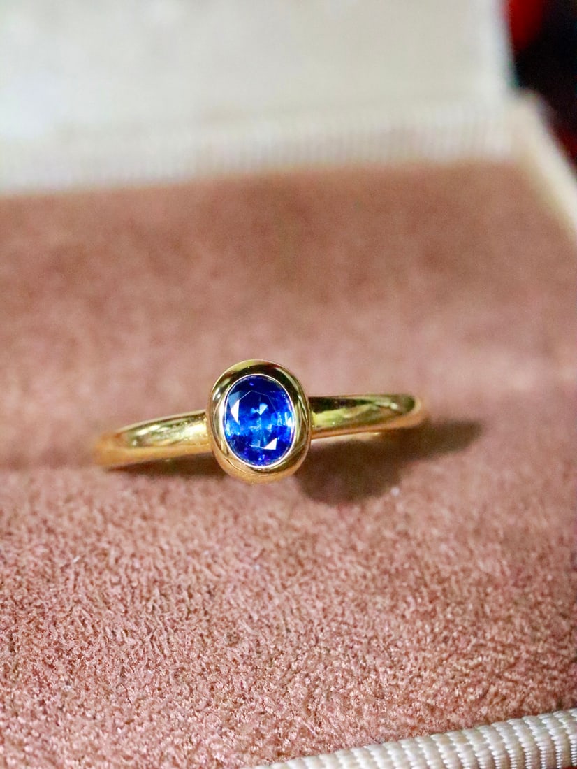 18K Gold Sapphire Ring - 2