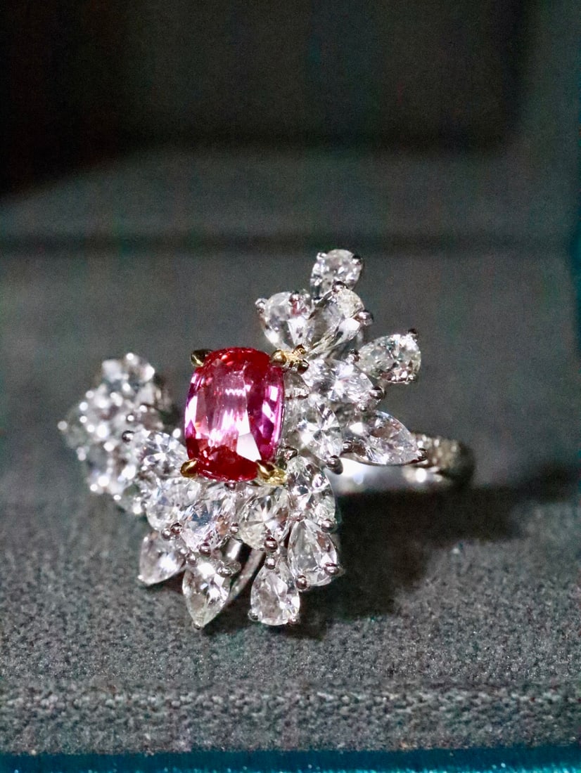 18K Gold Natural Unheated Ruby Ring - 2