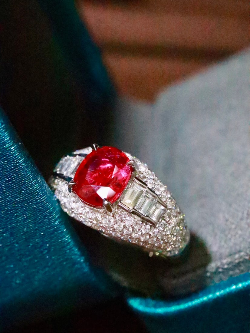 Platinum Natural Unheated Pigeon Blood Ruby Ring - 2