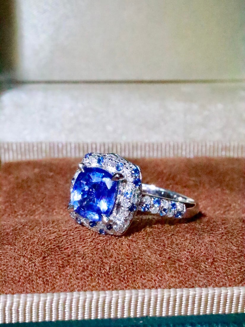 18K Natural Blue Sapphire Ring - 2